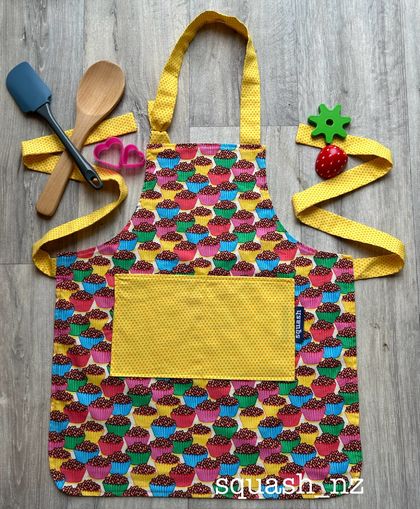 Children’s apron - Chocolate Crackles