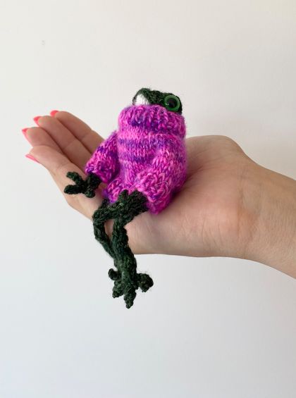 Knitted Frog No.29