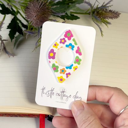 Bookmarker Page Holder | Coloured Daisies