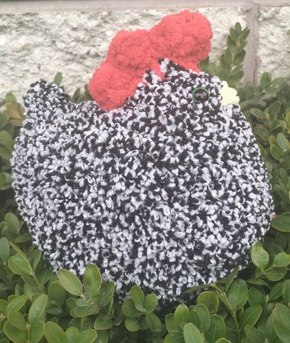 Crochet Speckled Chicken