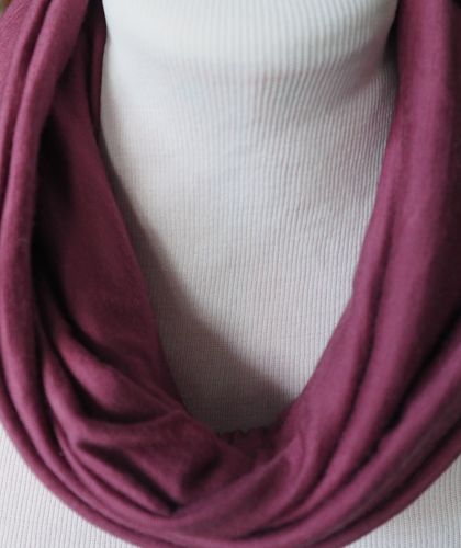 Merino wool infinityscarf