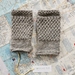 Log Cabin womens fingerless mitts – light grey wool