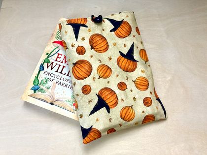 Protective Book Sleeve - Large Witchy Pumpkins