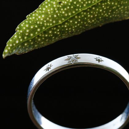Diamond Starry Starry Ngaio ring, hand engraved