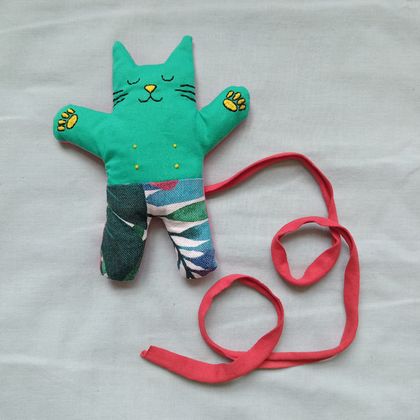 Catnip/Valerian cat-toy