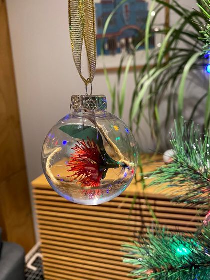 4x 8cm ball Pohutukawa Christmas Ornaments