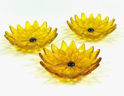 Tiny Flower Bowls - Yellow & Red