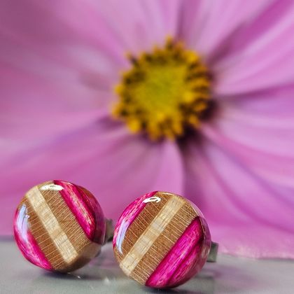 Recycled wooden earring studs (skateboard) 