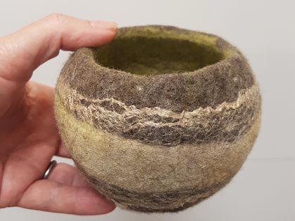 Woolly Treasure Bowl