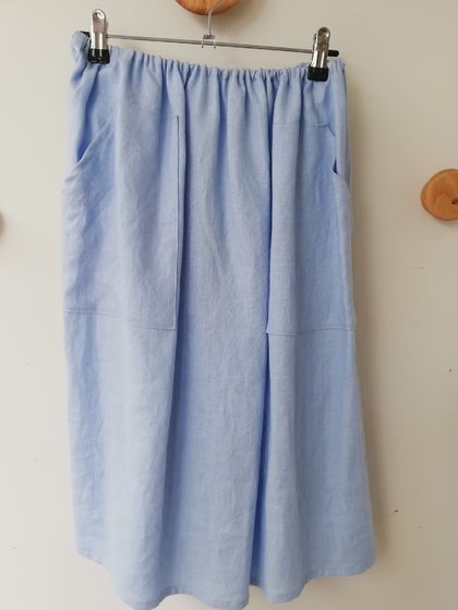 Pale blue linen skirt S/M