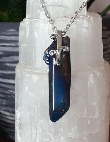 Rainbow Aura Quartz Gemstone Pendant